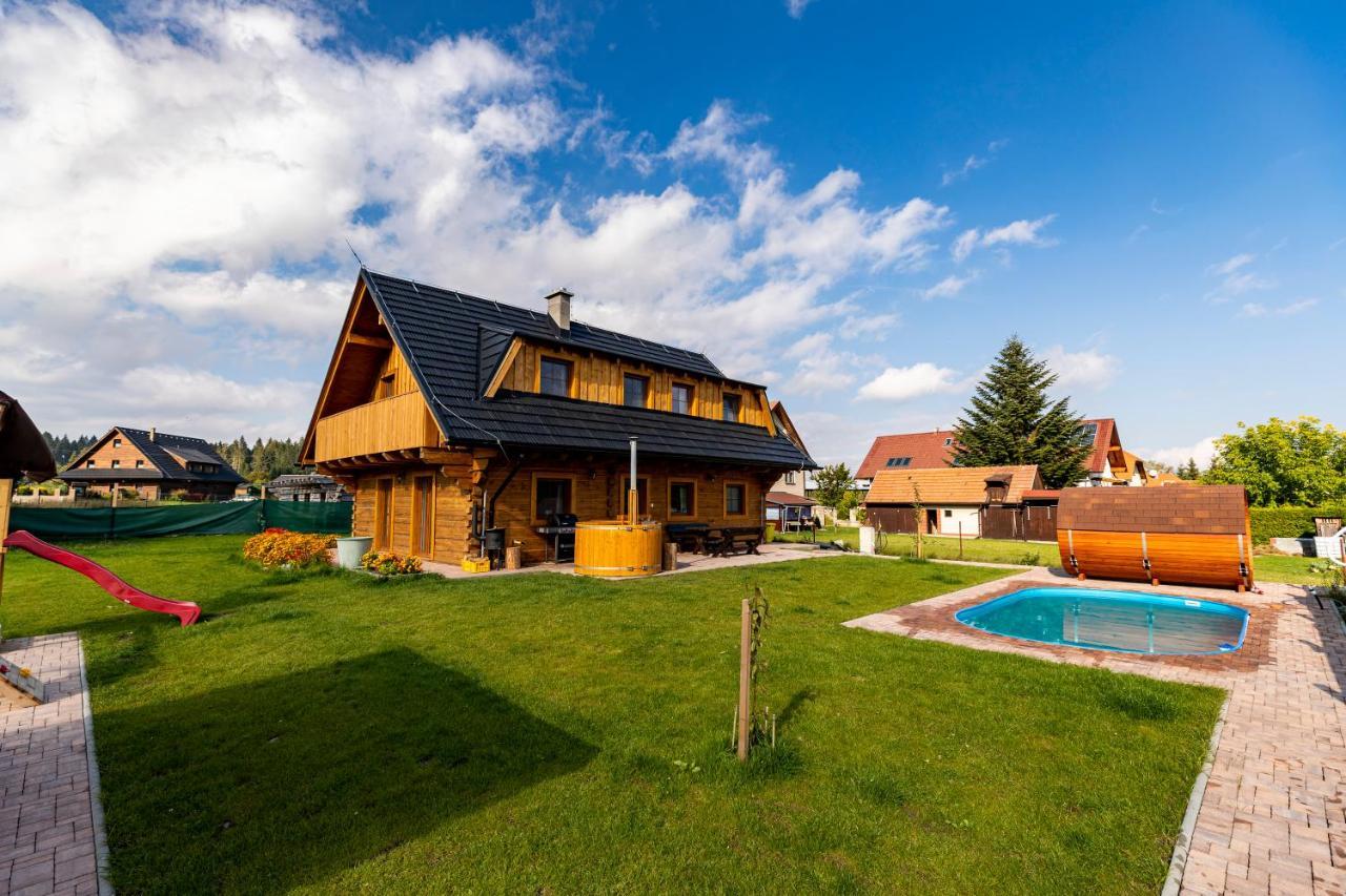 Drevenice Liptov - Ski & Hiking Apartments Lazisko Bagian luar foto