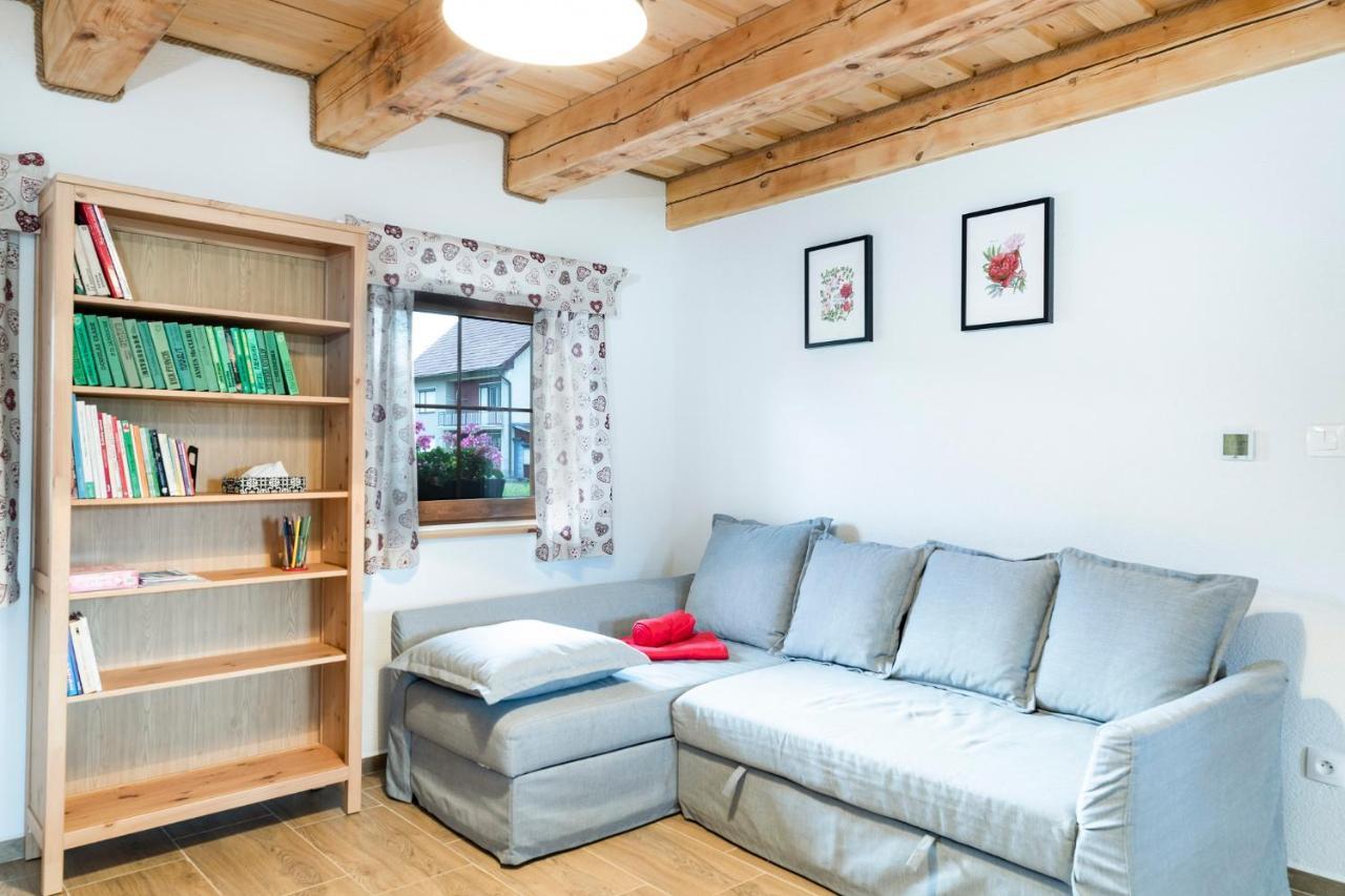Drevenice Liptov - Ski & Hiking Apartments Lazisko Bagian luar foto
