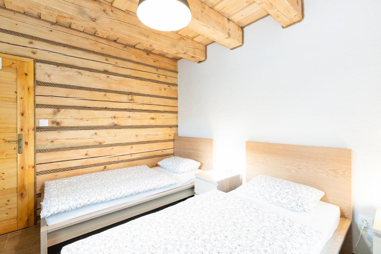 Drevenice Liptov - Ski & Hiking Apartments Lazisko Bagian luar foto