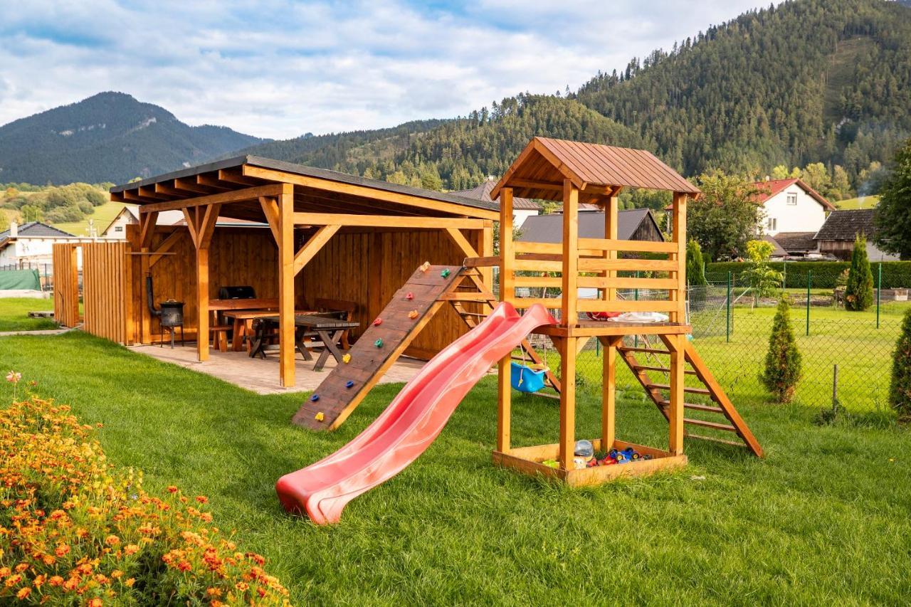 Drevenice Liptov - Ski & Hiking Apartments Lazisko Bagian luar foto
