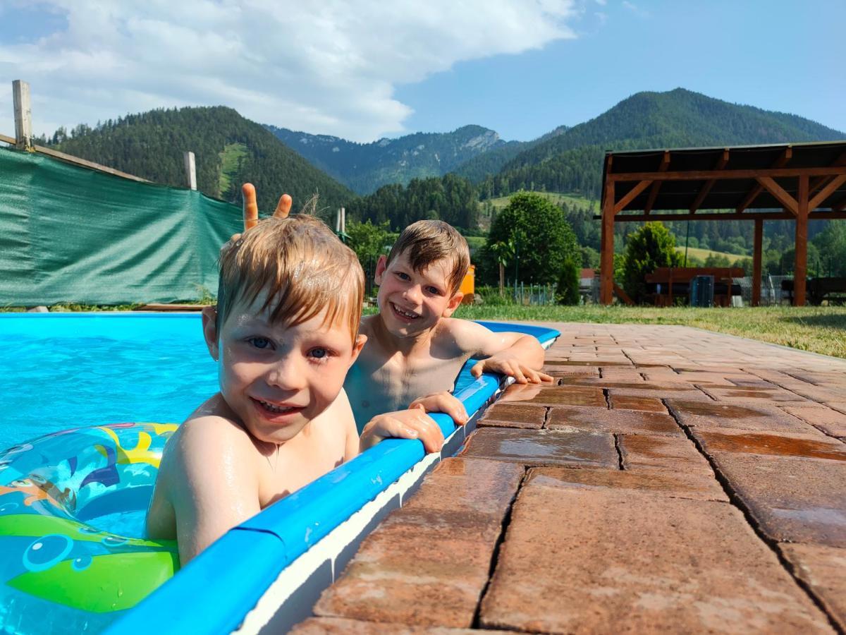 Drevenice Liptov - Ski & Hiking Apartments Lazisko Bagian luar foto